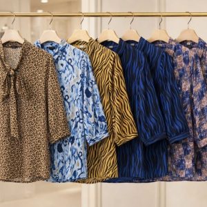 شومیز کرپ الیزه آستین کوتاه